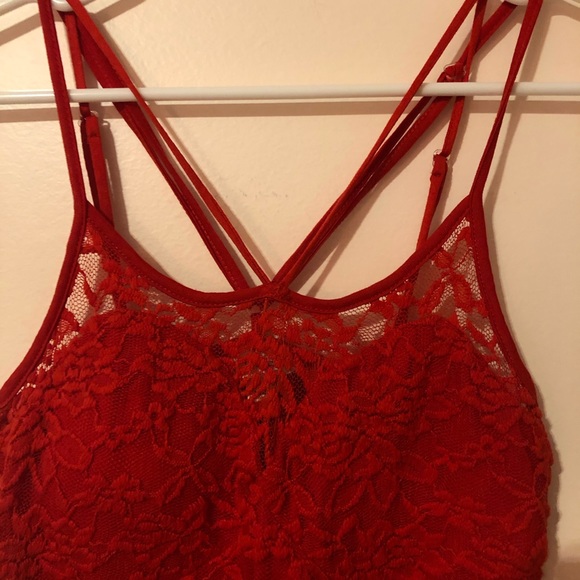 Strappy flower red tank (built in bra) - Picture 2 of 3